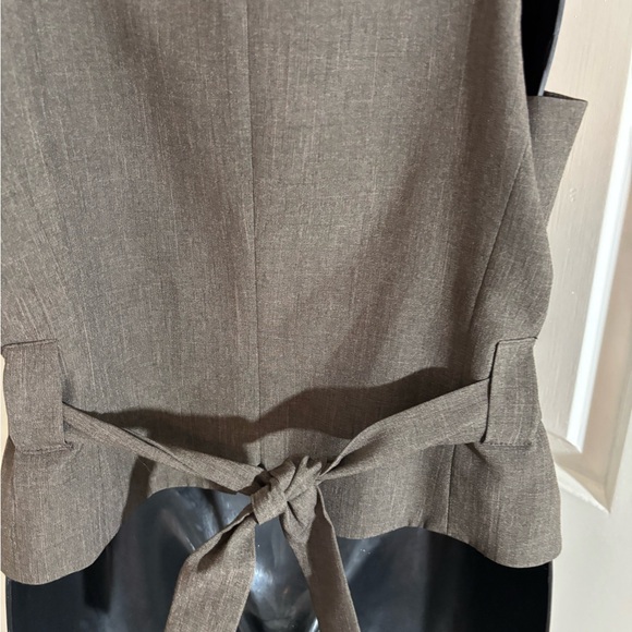 Harold's Brown Tailored Vest - Picture 10 of 11